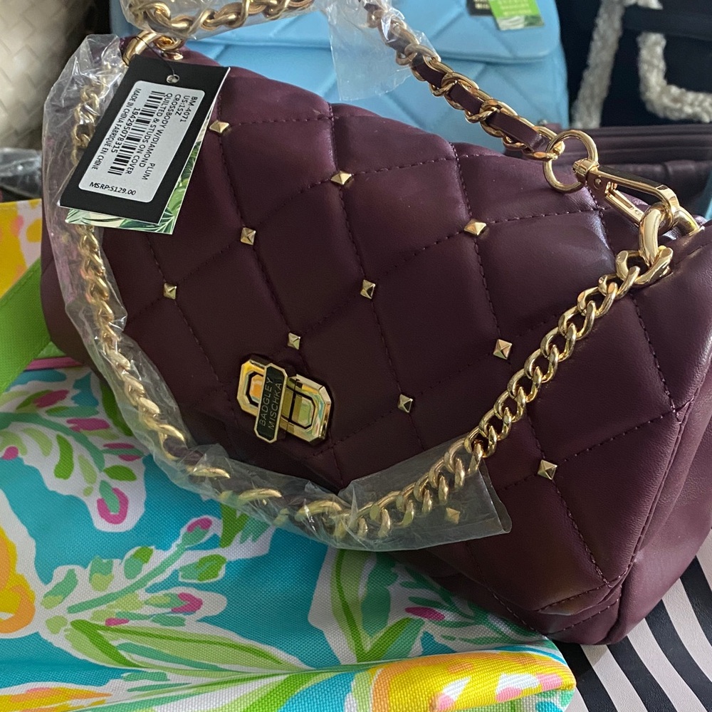 BADGLY MISCHKA NWT Elegant Quilted Burgundy crossbody Bag - Picture 3 of 3